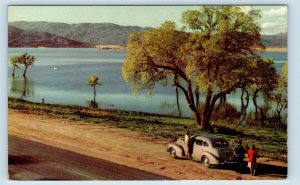 LAKE HENSHAW. CA California ~ LAKE & ROAD Scene  1941 Car  Roadside  Postcard