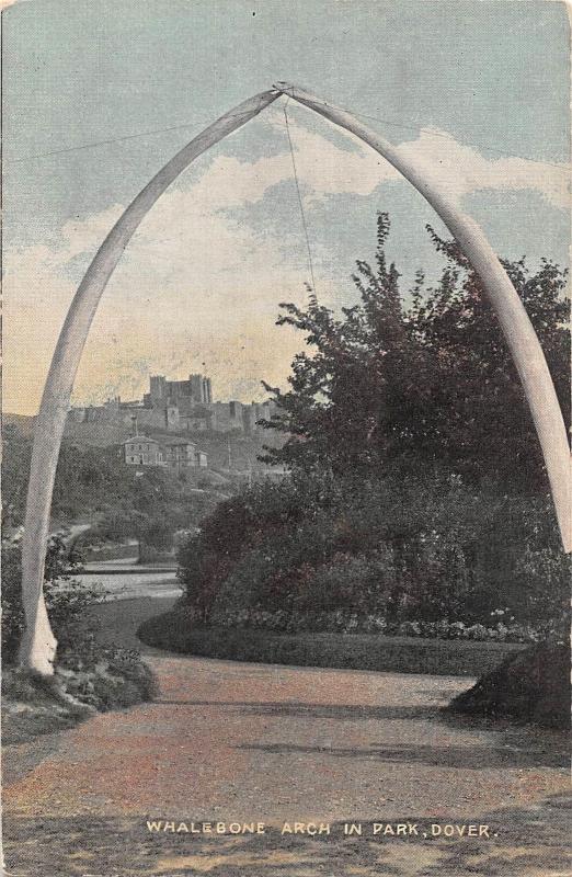 uk13066 whalebone arch in park dover  uk