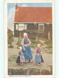 Divided-Back CHILDREN SCENE Great Postcard AA6445