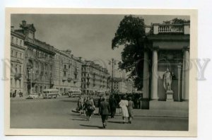 487751 1954 Leningrad Nevsky prospect buses circulation 25000 Lenfotokhudozhnik