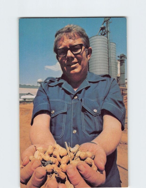 Postcard Billy Carter, offers a handful of peanuts fresh from Georgia