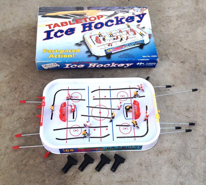 Vintage Table Top Ice Hockey Plastic/Metal Game # IH665 MADE USA Toy Feldstein 