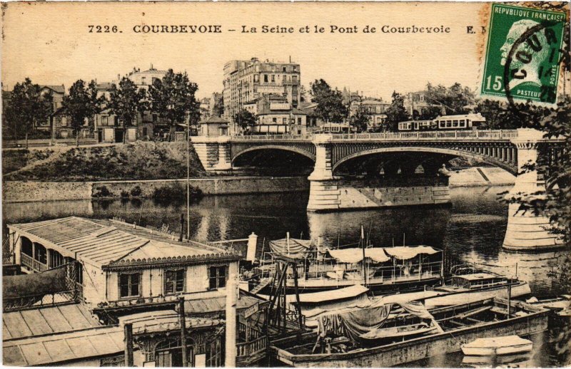 CPA Courbevoie La Seine et le Pont de Courbevoie (1314299)