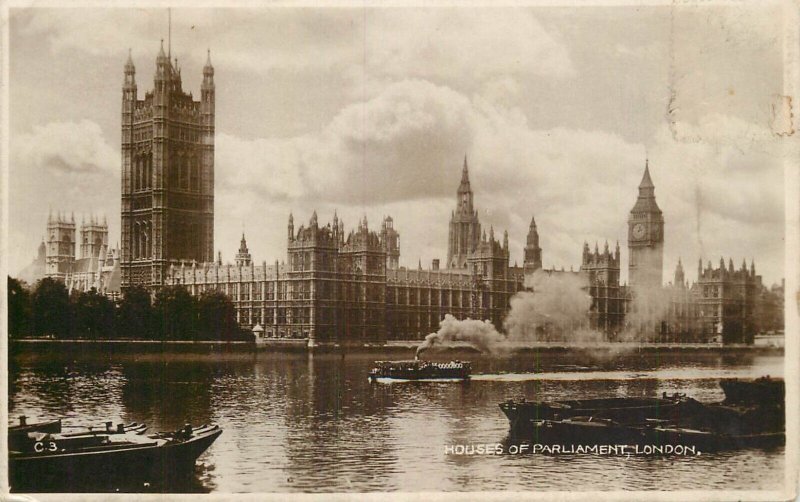 London Thames navigation & sailing Parliament paddles steamer coal barges