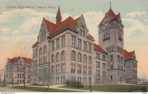 DETROIT, Michigan, 1916; Central High School