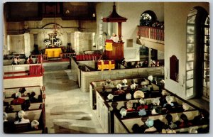 Vtg Williamsburg Virgina VA Bruton Parish Church Chrome View Postcard