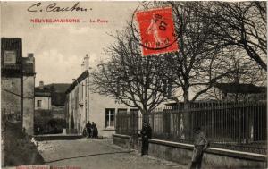 CPA NEUVES-MAISONS - La Poste (484103)