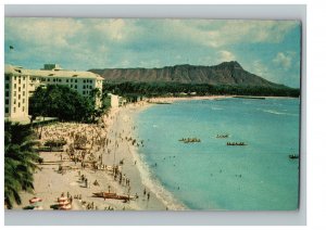 Outrigger Canoes Moana Hotel Diamond Head Waikiki Hawaii TH Postcard 1954