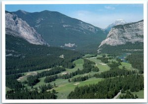 M-23598 Banff Springs Hotel & the Golfcourse Banff National Park Canada