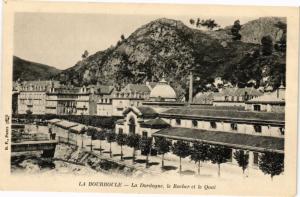 CPA La BOURBOULE-La Dordogne le Rocher et le Quai (260062)