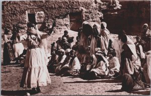 Algeria Danse des Ouled Nails Vintage RPPC C183