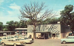 The New Inn - Okoboji, Iowa Postcard Old Cars