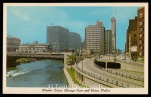 Wacker Drive, Chicago River and Union Station