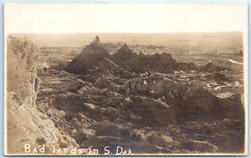 Postcard - South From Cedar - Badlands in South Dakota