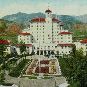 Vintage The Broadmoor Hotel - Colorado Springs, Colorado Postcards P48