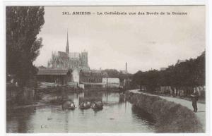 La Cathedrale Bords de la Somme Amiens France 1910s postcard