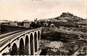 CPA Haute-Provence Forcalquier Vue generale et le Viaduc (922115)