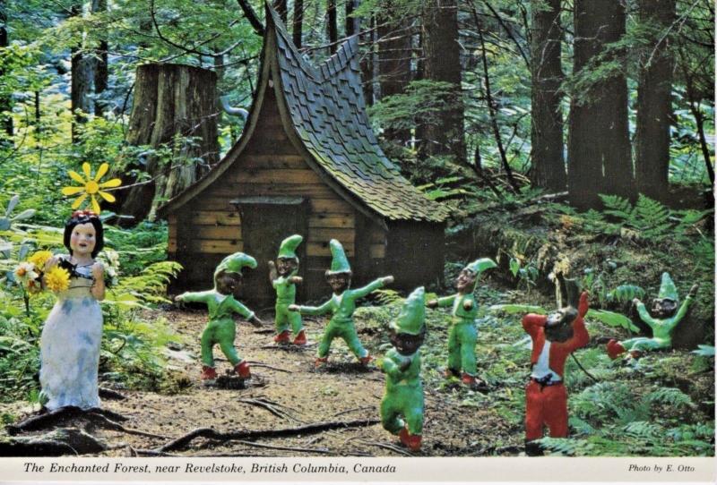 The Enchanted Forest near Revelstoke BC Snow White 7 Dwarfs Fantasy Postcard D24