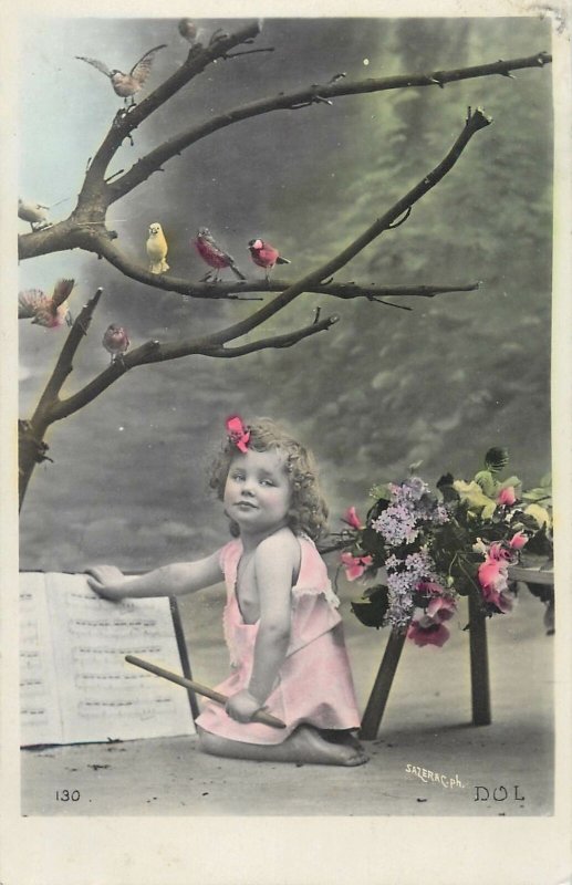 Postcard children costume smile coiffure dress fun natural epoque flower music