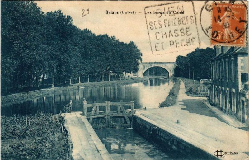 CPA BRIARE Les Bords du Canal (607446)