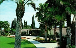 LDS Visitors Center Mesa Arizona AZ Temple Garden VTG Postcard UNP Petley 