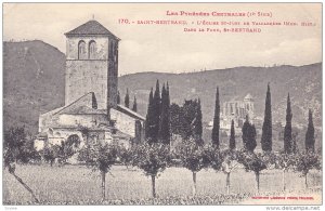 L'Eglise St-Just De Valcabrere, Dans Le Fond, St-Bertrand, SAINT-BERTRAND (Ha...