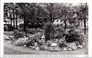 Postcard NY Staten Island Gardens Lily Pond Swedish Home for Aged 1950s V189