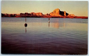 M-43073 Red Rock Monumented Scenery Sunset on Lake Powell Arizona-Utah