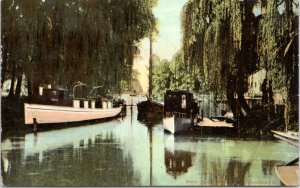 Postcard OH Cleveland - Scene Along Rocky River long boats
