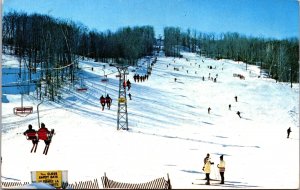 Canada Avila Ski Center Piedmont Quebec Chrome Postcard C023