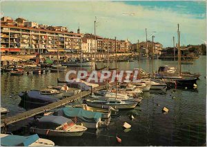 Modern Postcard Sete (Herault) Plaisance Harbor Promenade B J Marty and criee