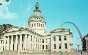Vintage Postcard Old Courthouse Murals Dome St. Louis Missouri Nelson Jones Pub.