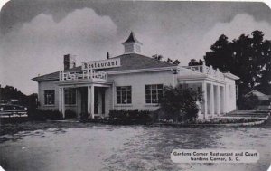 South Carolina Charleston Gardens Corner Restaurant and Court