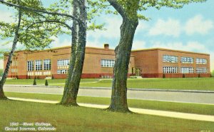 Postcard Early View of Mesa College in Grand Junction, CO.     L4