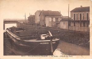 BF4203 villeneuve triage la seine entree du port france