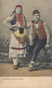 Cultures & Ethnicities postcard Croatia folk type couple costumes 1910s