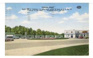 GA - Valdosta. Valdosta Motel & Gulf  Gas Station ca 1951 