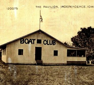 1911 Independence, IA The Pavilion Boat Club Photo Postcard Antique Park A195