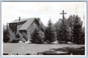 1947 RPPC AMACOY WISCONSIN AMBLE'S RESORT KELTNER'S HOME TOTEM POLES POSTCARD