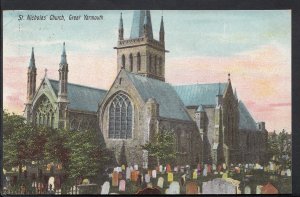 Norfolk Postcard - St Nicholas Church, Great Yarmouth   RS1636