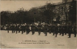 CPA ANGERS - Sound off La Musique va passer devant le front des Troupe (127591)