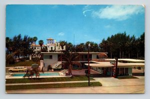 Sarasota Florida Hildebrand Motel Swimming Pool Old Car Chrome Postcard 