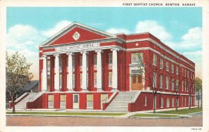 NEWTON, Kansas KS    FIRST BAPTIST CHURCH  Harvey County   c1920's Postcard