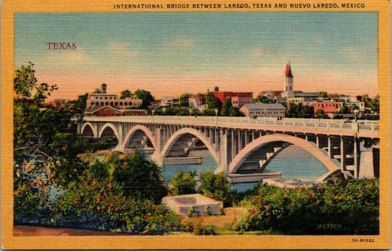 VTG International Bridge Laredo Texas TX Nuevo Laredo Mexico Linen Postcard