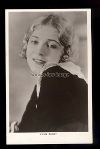 b1532 - Film Actress - Vilma Banky - Picturegoer No.272c - postcard