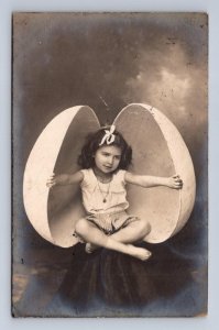 RPPC EASTER HOLIDAY GIRL EGG ITALY TO GERMANY STUDIO REAL PHOTO POSTCARD 1902 !