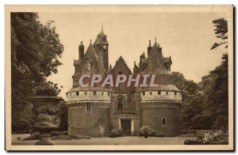 Le Treport - Le Chateau Rambures seen from the road - Old Postcard