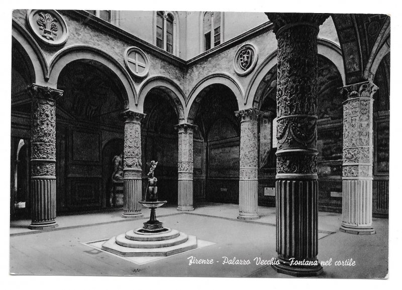 Italy Firenze Palazzo Vecchio Fontana Cortile Fountain Courtyard 4X6 Postcard