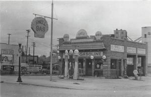 Ohio? c1980 REPRINT Postcard Real Photo RPPC SHELL GAS STATION Pumps Garage