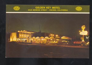 FRESNO CALIFORNIA GOLDEN KEY MOTEL OLD CARS VINTAGE ADVERTISING POSTCARD